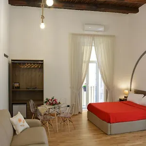 לינה וארוחת בוקר Domus 25
