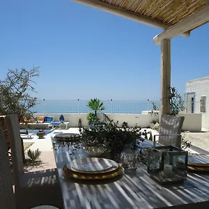 https://villa-mare-di-montelusa.sicilyhotelsitaly.net