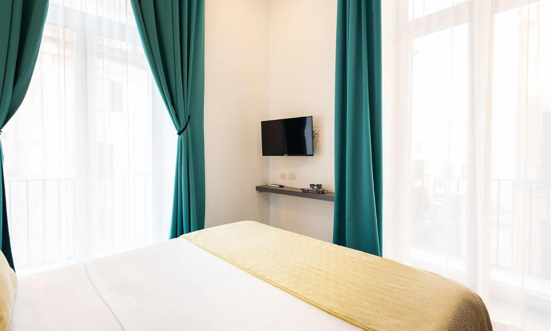 Cortese Naples Bed & Breakfast