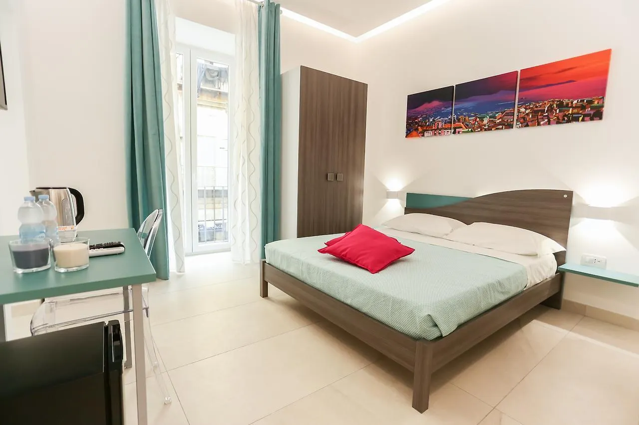 Cortese Napoli 2*,  İtalya