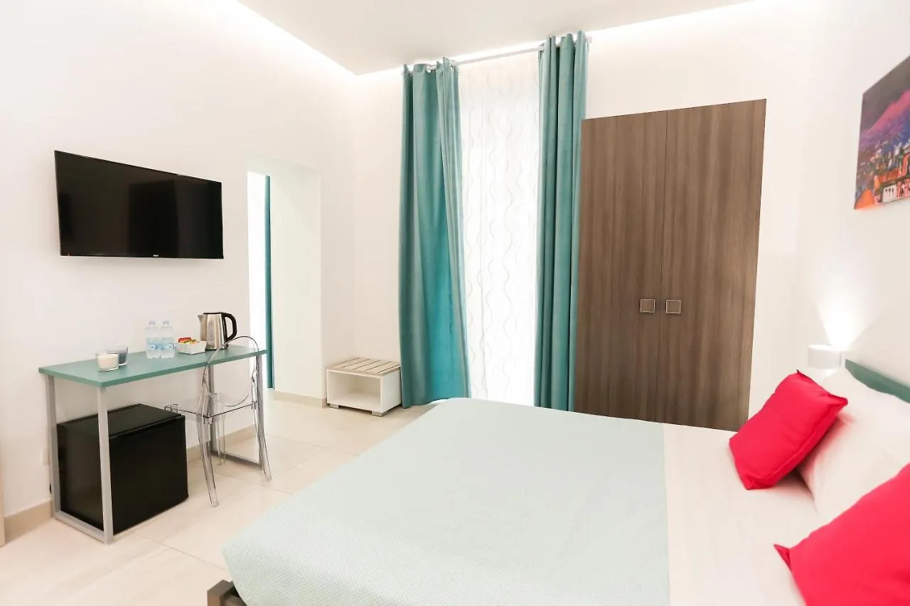 Oda ve Kahvaltı Cortese Napoli