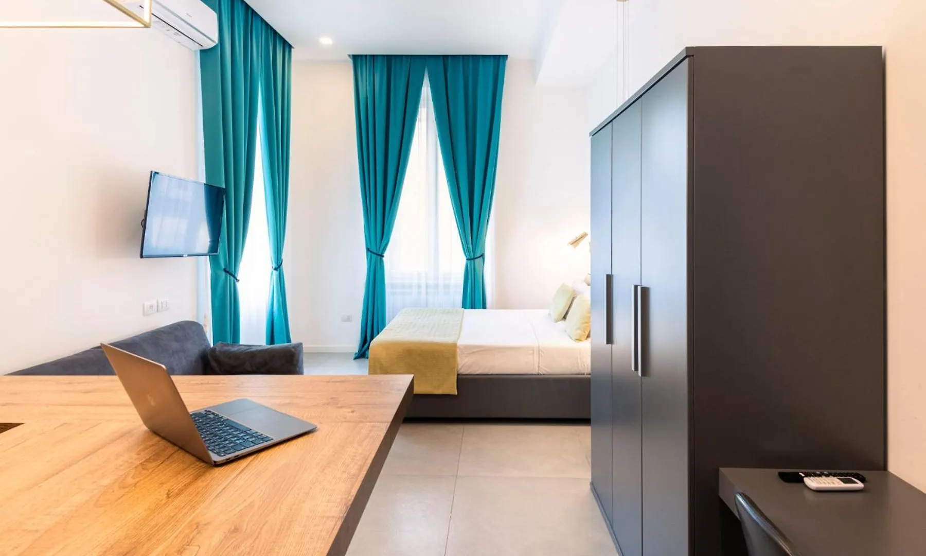 Cortese Naples Bed & Breakfast